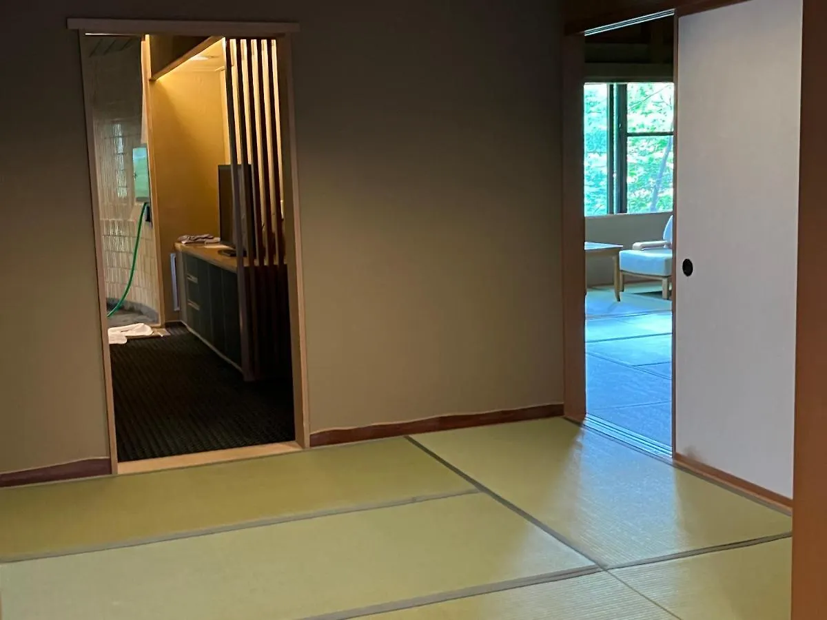 Ryokan Hotel Kuriya Suizan Sapporo
