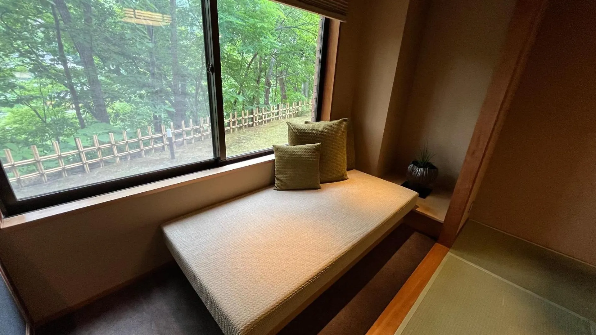 Ryokan Hotel Kuriya Suizan Sapporo