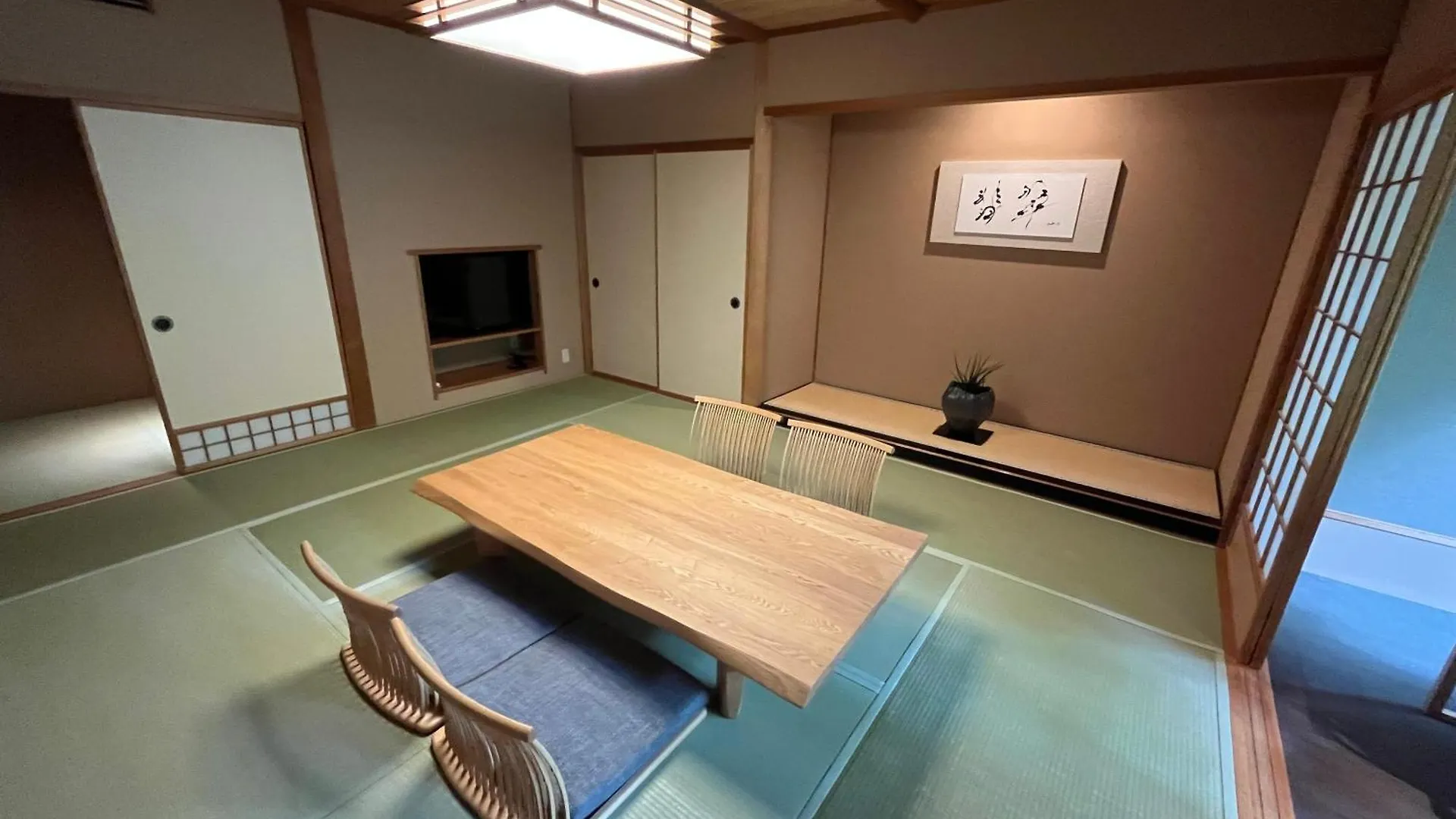 Hotel Kuriya Suizan Sapporo
