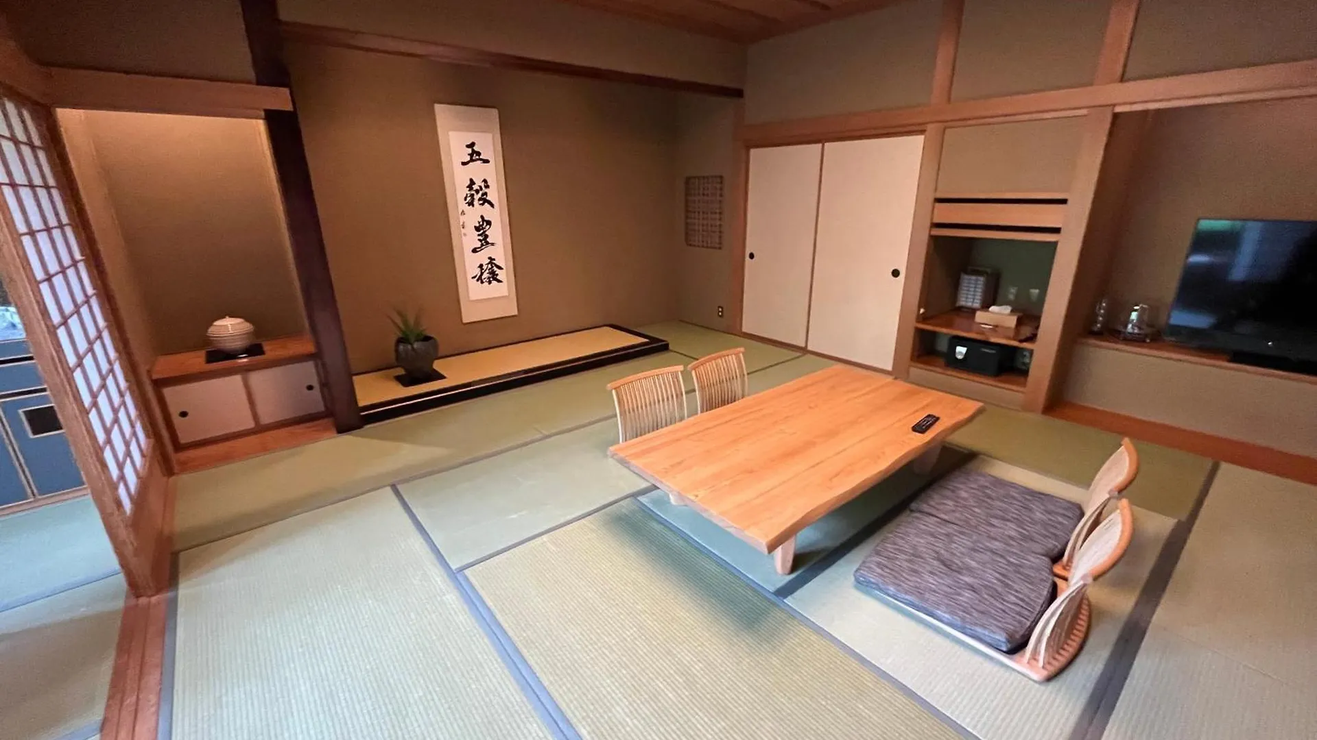 Hotel Kuriya Suizan Sapporo