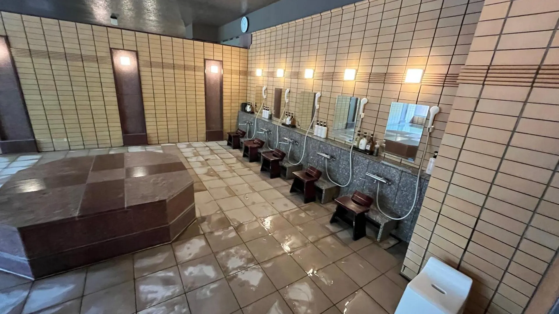 Hotel Kuriya Suizan Sapporo