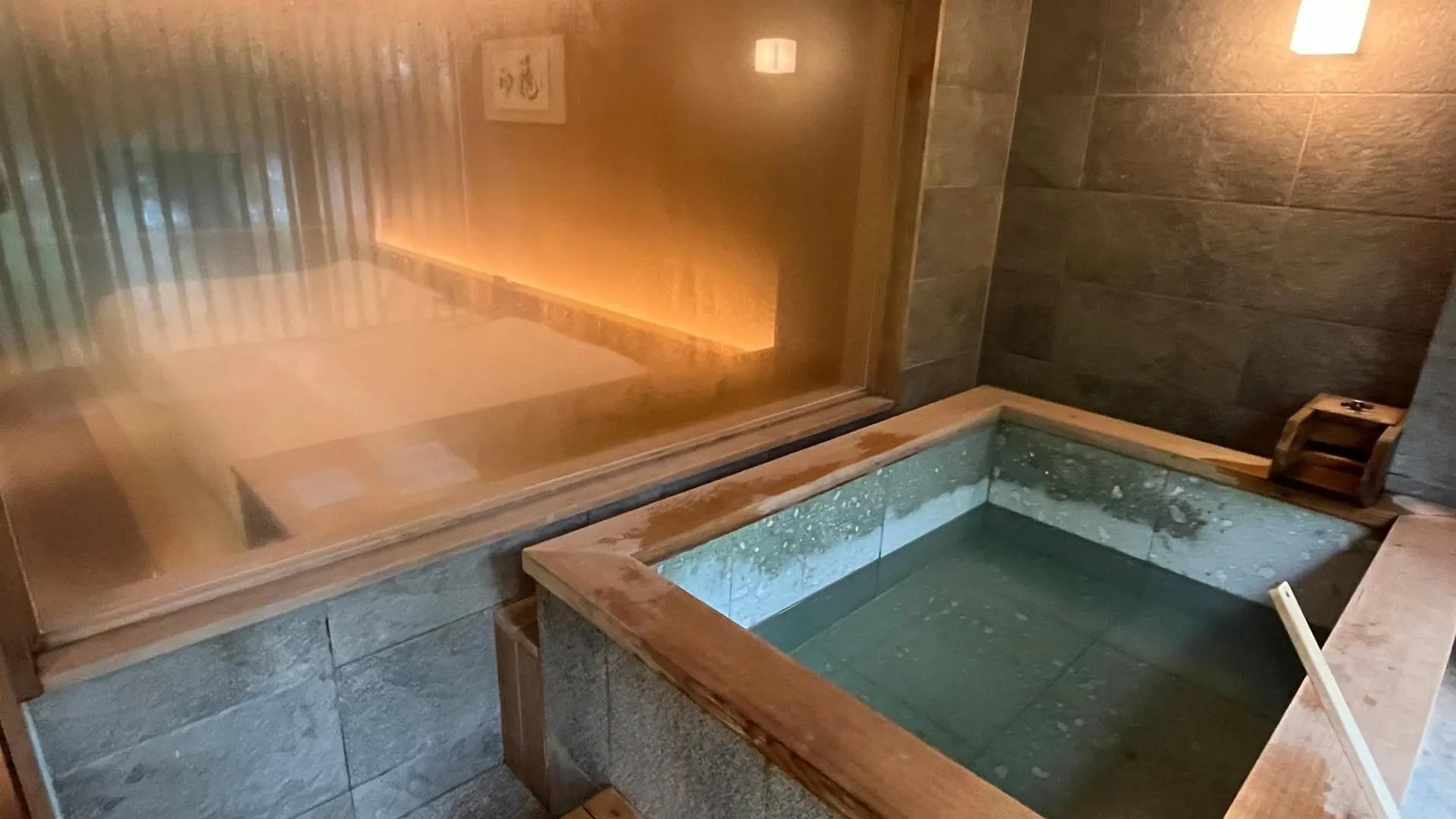 Hotel Kuriya Suizan Sapporo 5*,